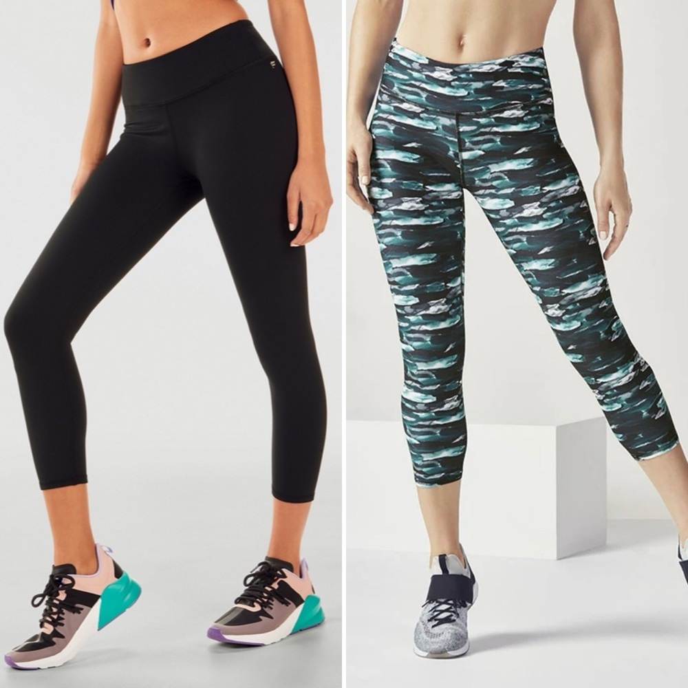 Fabletics Salar PowerHold Mid-Rise Capris - black & Cirrus Print - XL - 2 pairs